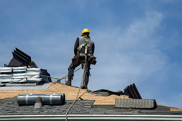 Professional Gutter Installation technician working in Crater Lake, OR